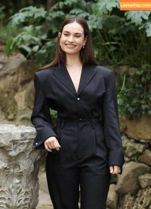 Lily James photo #0538