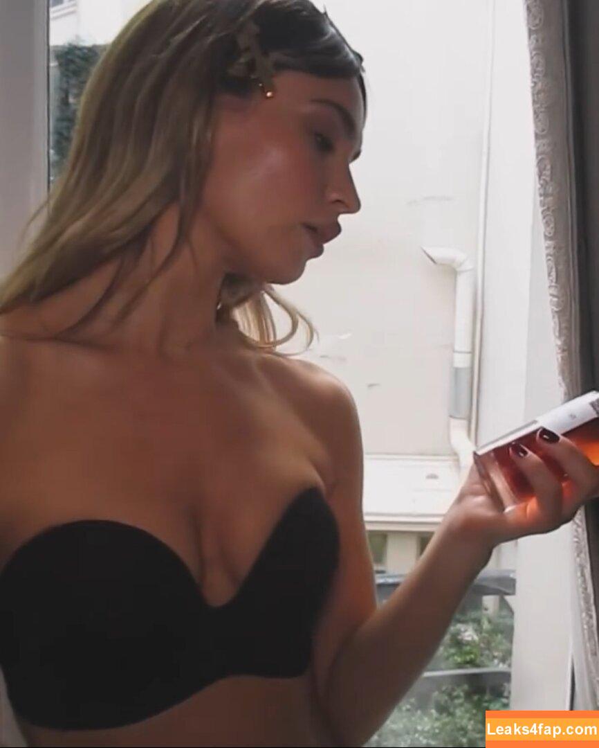 Lily James / lillyjames / lilyjamesofficial leaked photo photo #1049