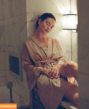 Lily James photo #1128