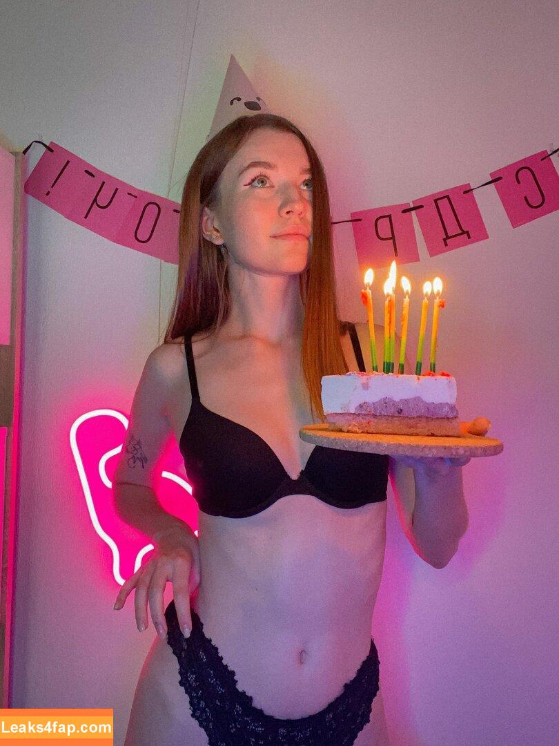 lily_mint / Greenpeacecry / imlilymint leaked photo photo #0349
