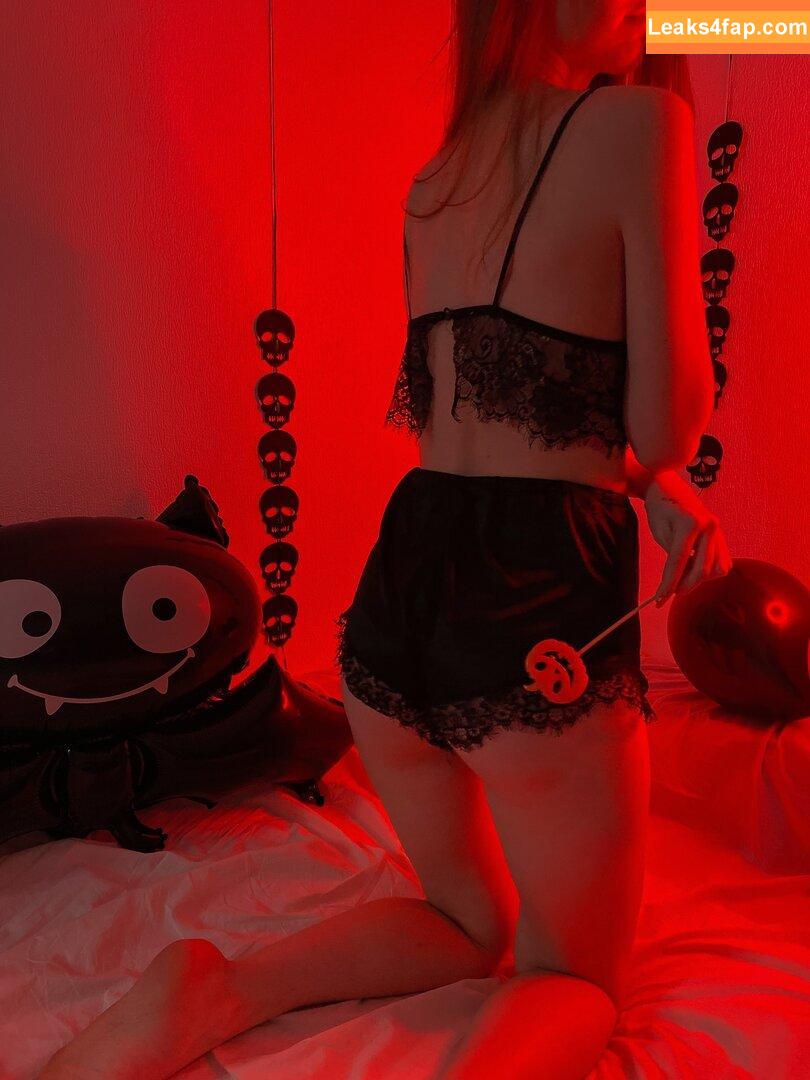 lily_mint / Greenpeacecry / imlilymint leaked photo photo #0405
