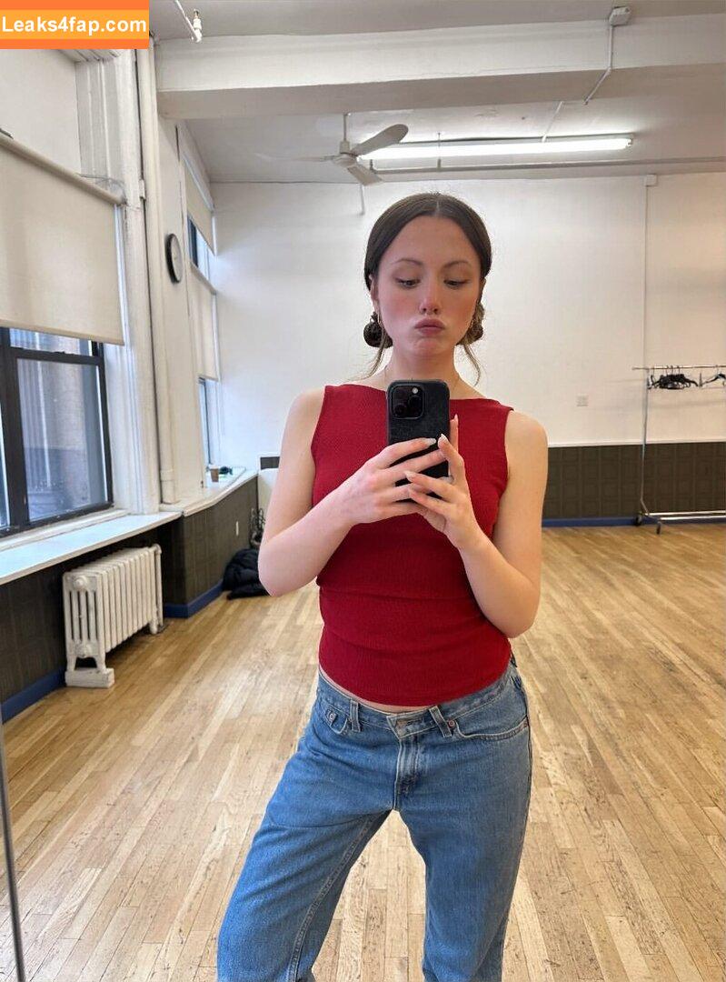 Lily Mo Sheen free leaks