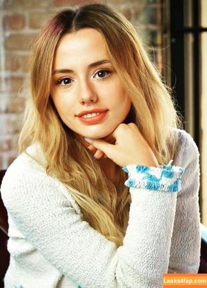 Lily Mo Sheen photo #0043