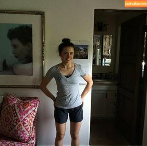 Lily Mo Sheen photo #0102