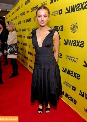 Lily Mo Sheen photo #0139