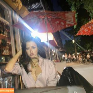 Lily Mo Sheen photo #0145