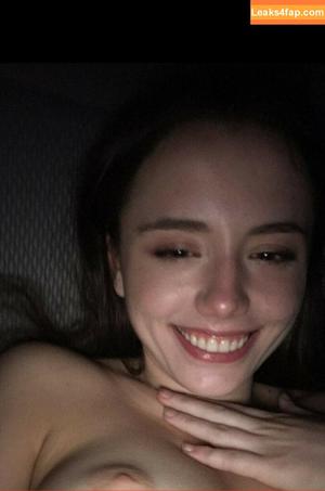 Lily Mo Sheen photo #0169