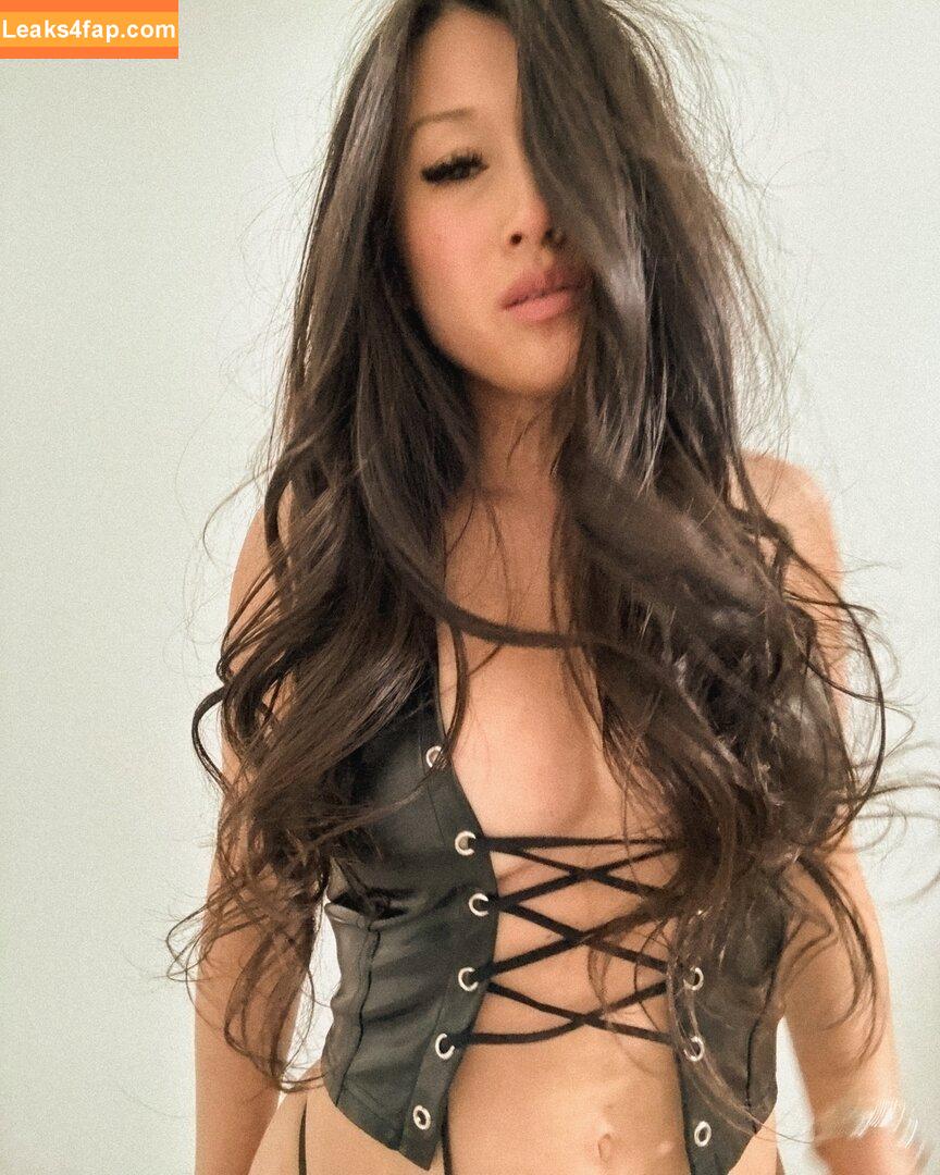 Lily Nguyen / xolisawin leaked photo photo #0075