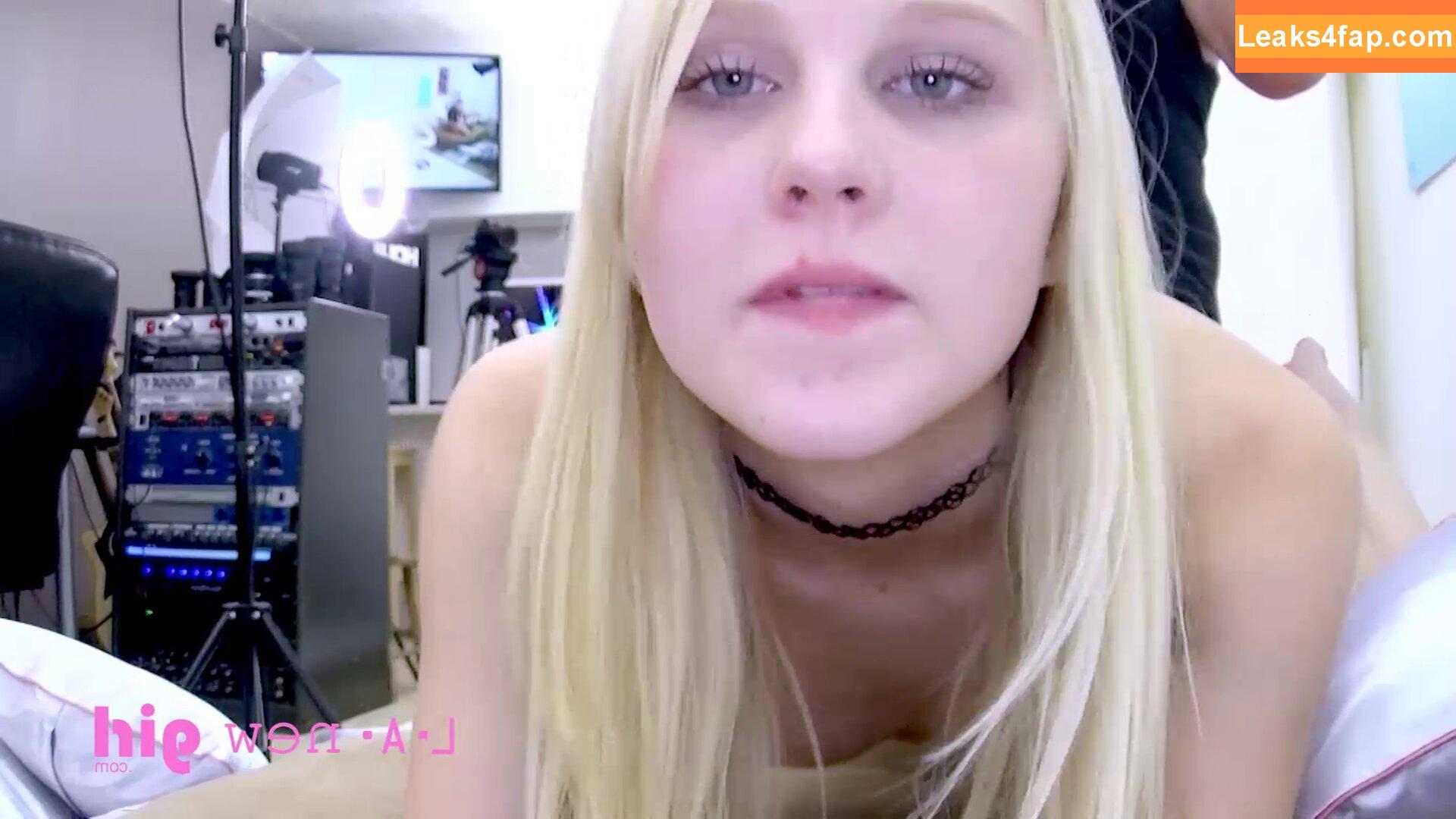 Lily Rader / lilyrader / lilyraderofficial leaked photo photo #0093
