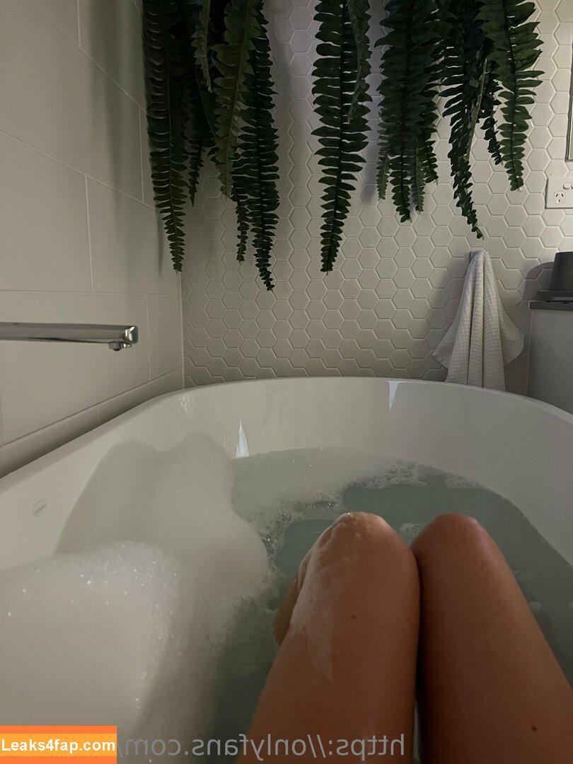 Lily Rose / lillilyrosexxx / lilrose_ / liltinsss / lilyroset_ leaked photo photo #0136