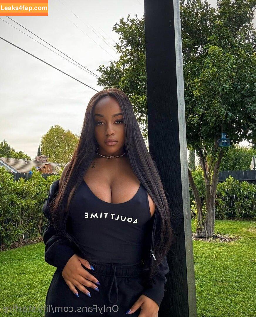 Lily Starfire / LilyStarfirex / lily.starfire / lilystarfire.tv leaked photo photo #0604
