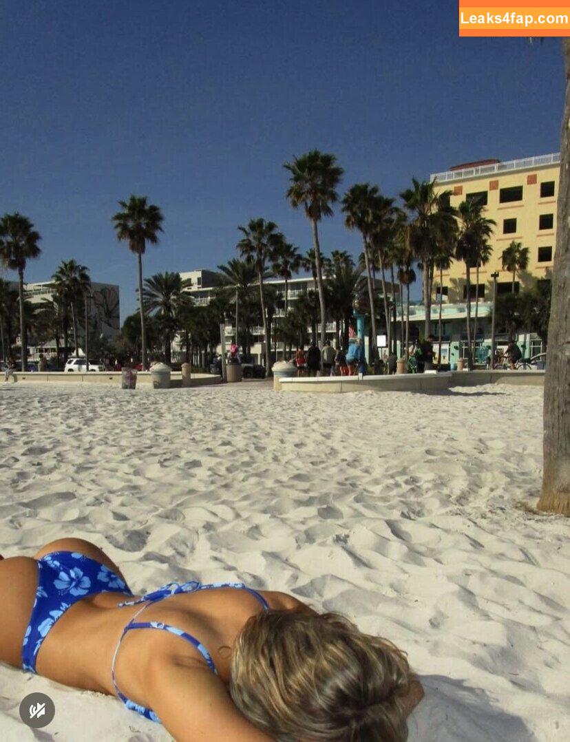 Lily Turcotte / lily_turcotte leaked photo photo #0003