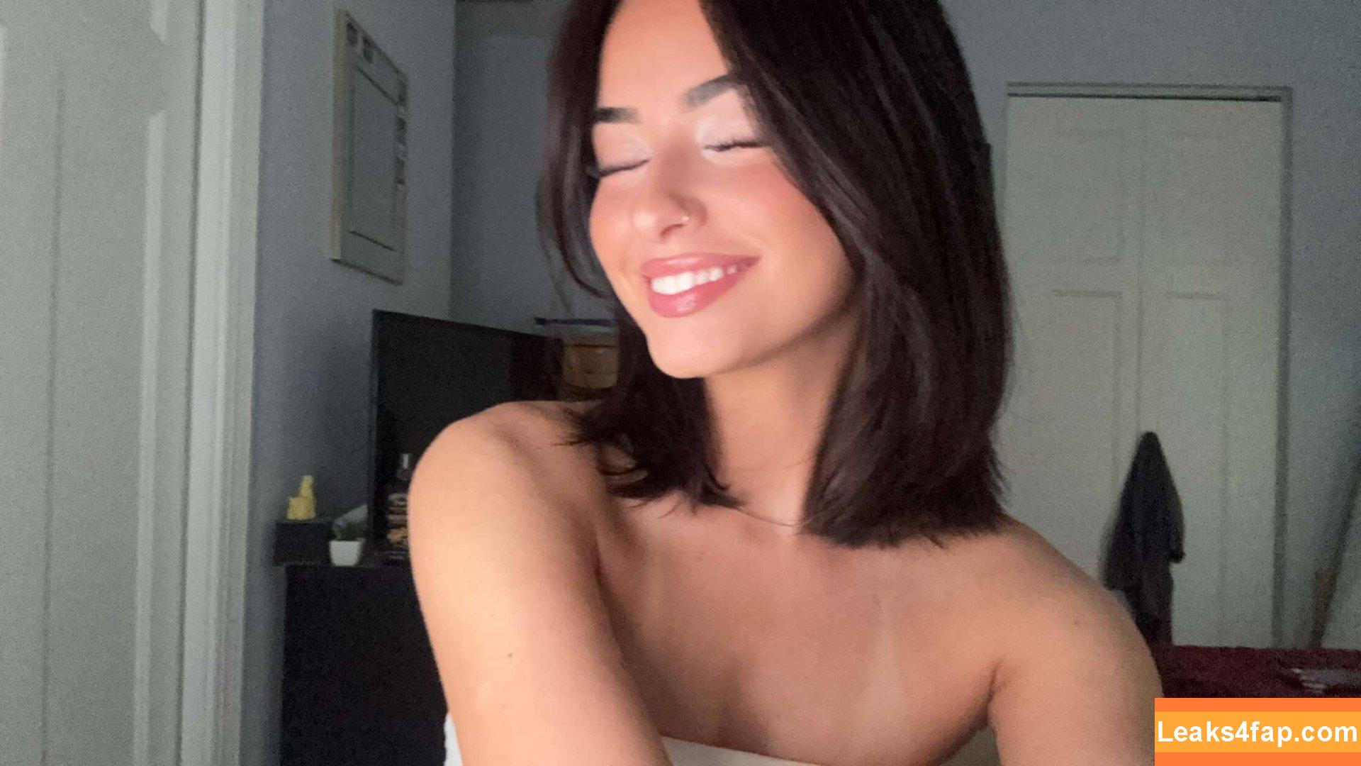 Lily Weber / itslily.w leaked photo photo #0361