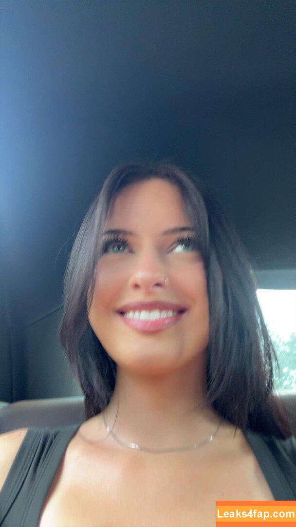 Lily Weber / itslily.w leaked photo photo #0378