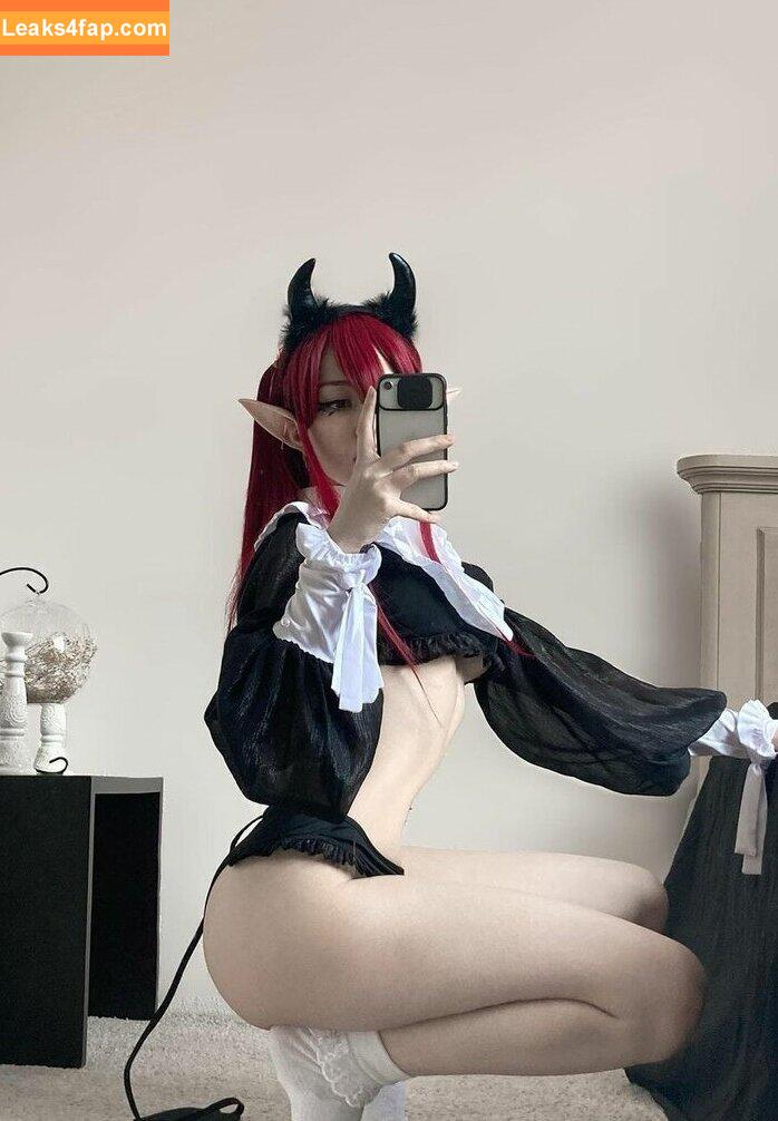 lilyacorncr / 319228065 / uncorncerned leaked photo photo #0018