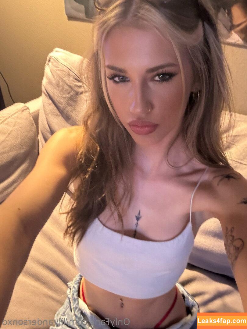lilyandersonxo /  leaked photo photo #0044