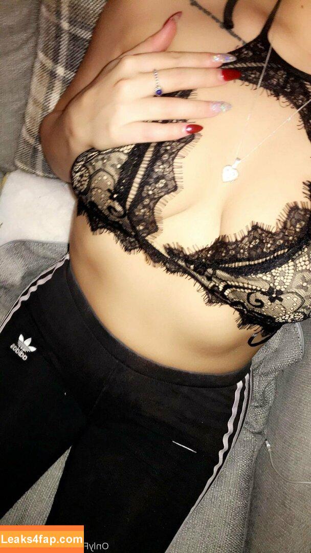 lilybabyxo /  leaked photo photo #0396