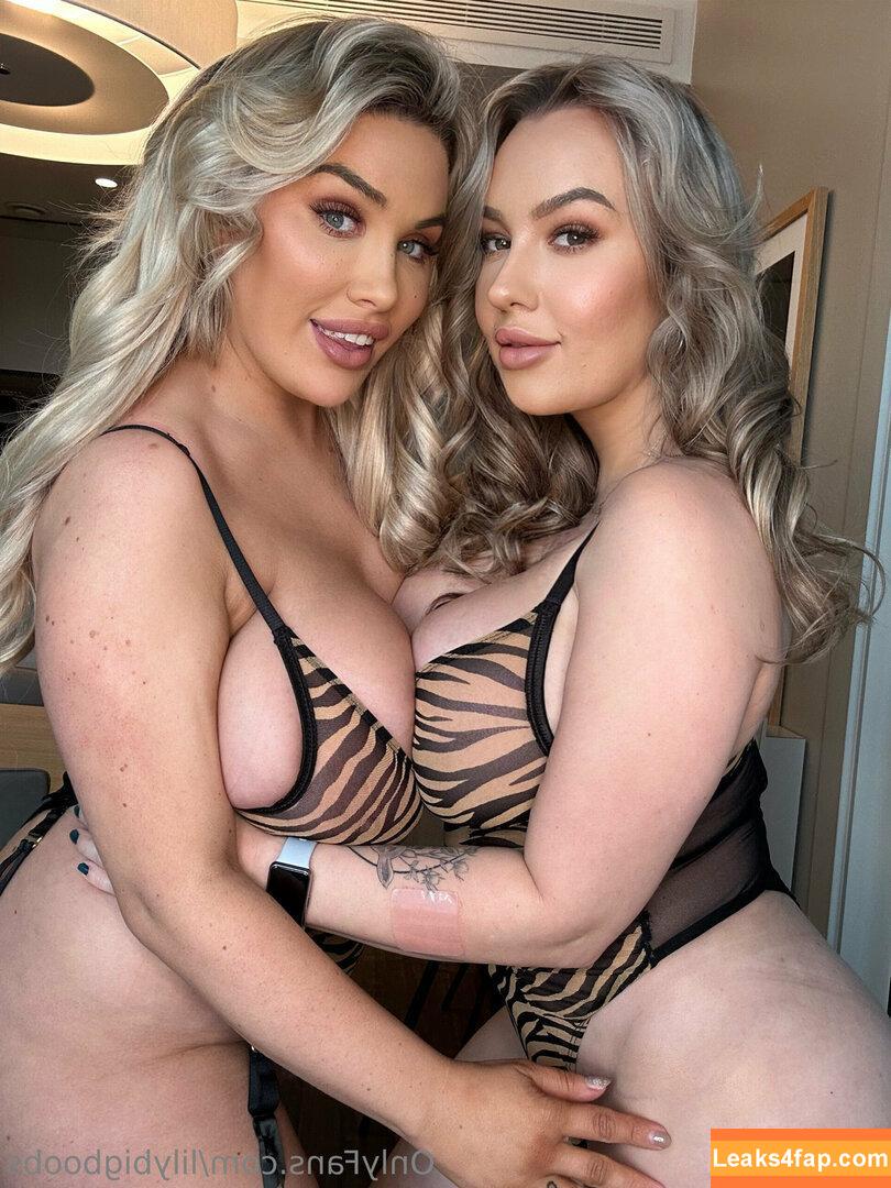 lilybigboobs /  leaked photo photo #0347