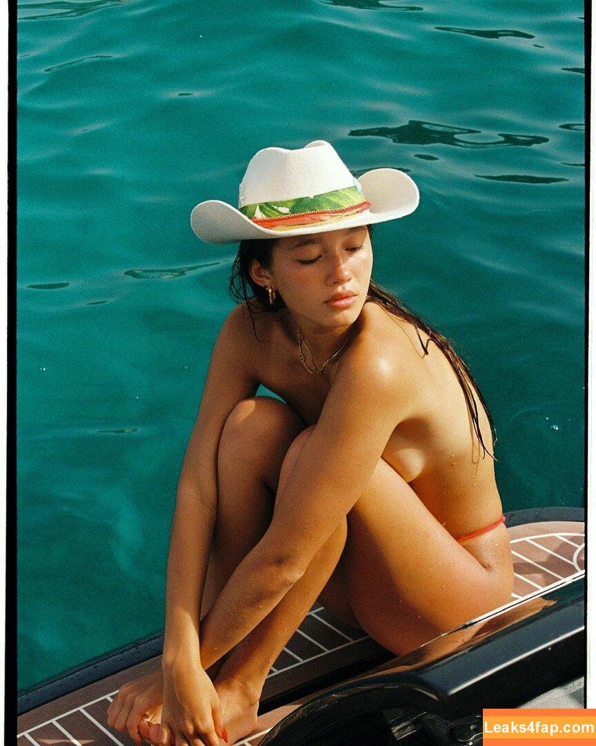 Lilychee /  leaked photo photo #0113