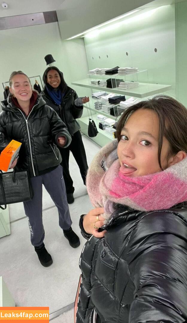 Lilychee /  leaked photo photo #0529