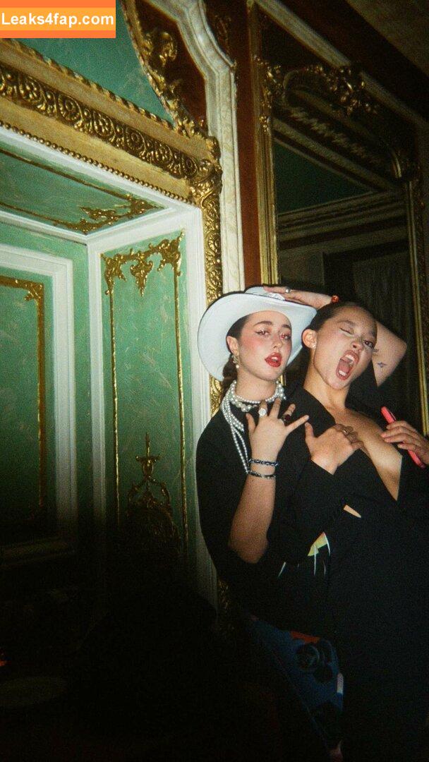 Lilychee /  слитое фото фото #0916