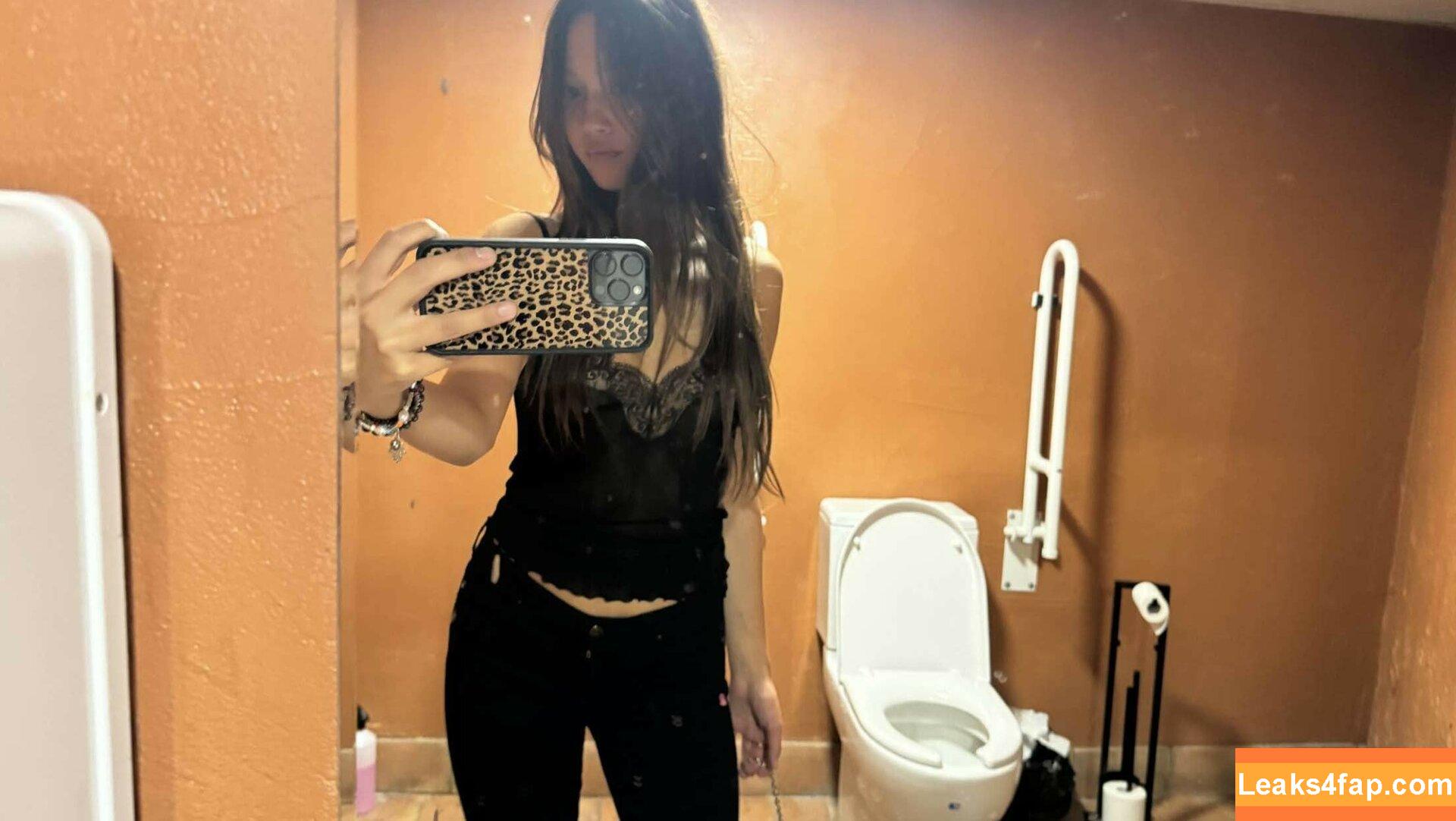 Lilychee /  leaked photo photo #1332