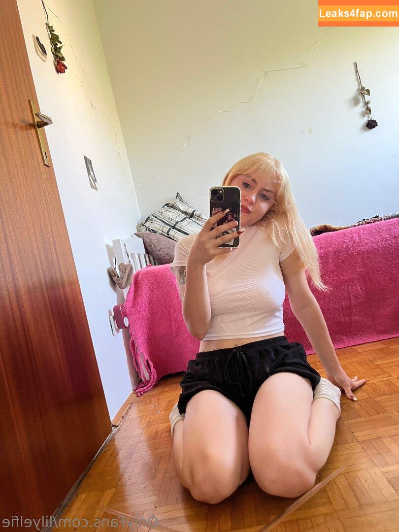 lilyelfie leaked photo photo #0027