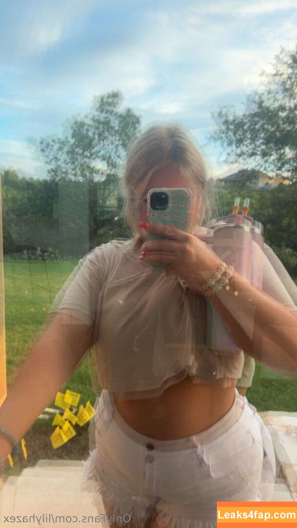 lilyhazex / lilyhazexx leaked photo photo #0140