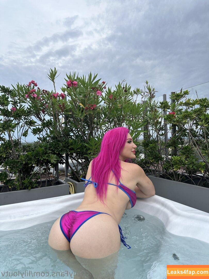 lilyloutv / lilylouofficial leaked photo photo #0012