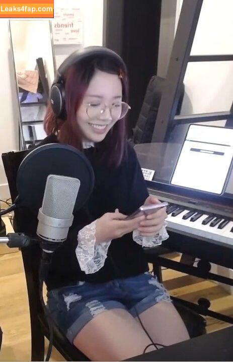 LilyPichu / onlysaber leaked photo photo #0090