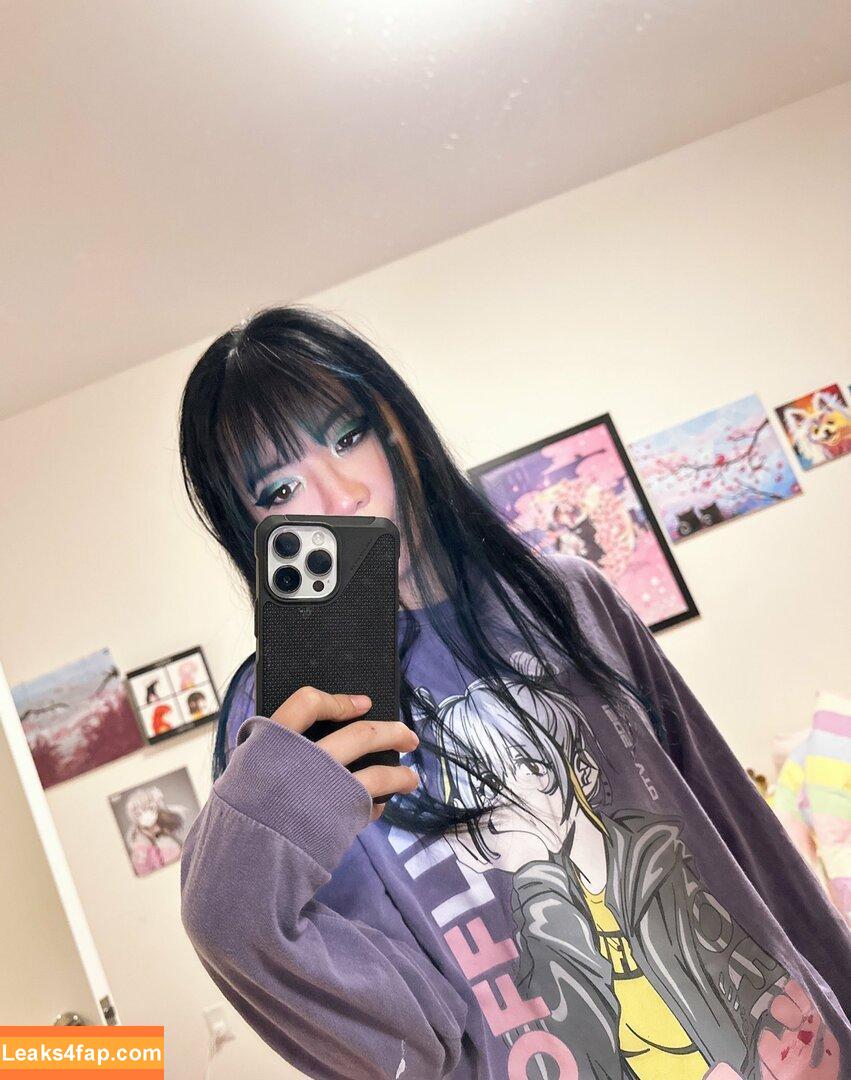 LilyPichu / onlysaber leaked photo photo #0107