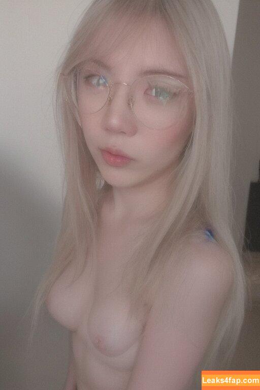 LilyPichu / onlysaber leaked photo photo #0386