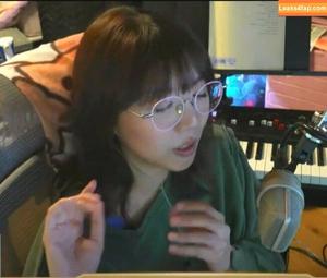LilyPichu photo #0549