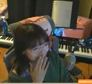 LilyPichu photo #0566