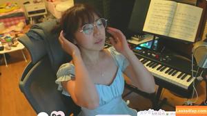 LilyPichu photo #0575