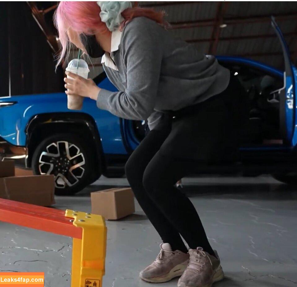 LilyPichu / onlysaber leaked photo photo #1054