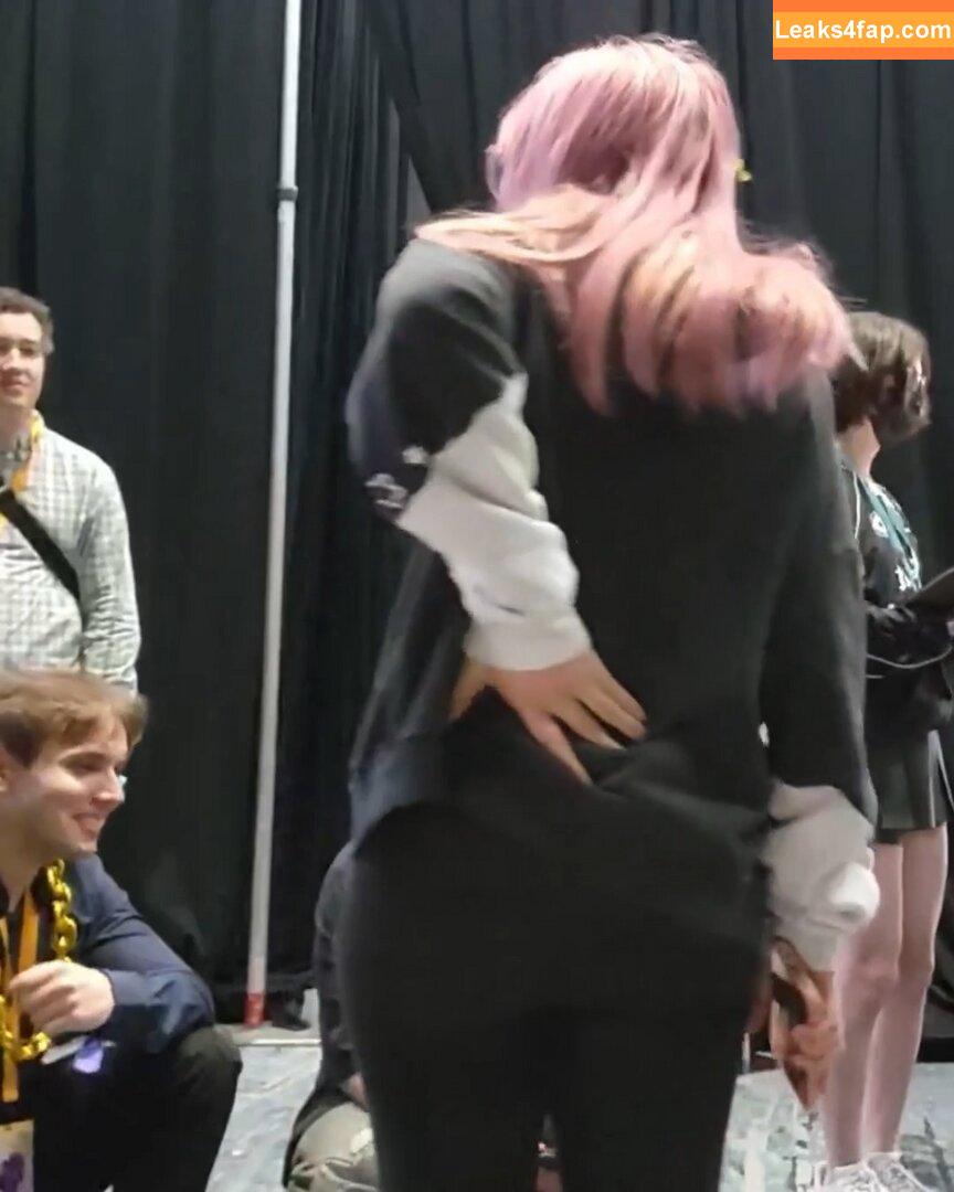 LilyPichu / onlysaber leaked photo photo #1064