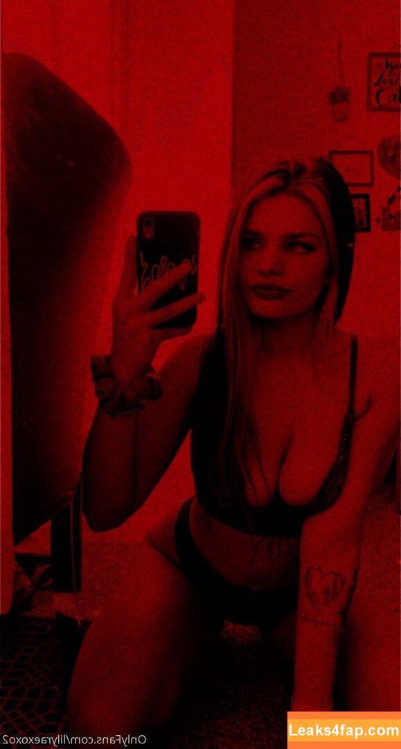 lilyraexoxo2 / lilyrae.xoxo leaked photo photo #0003