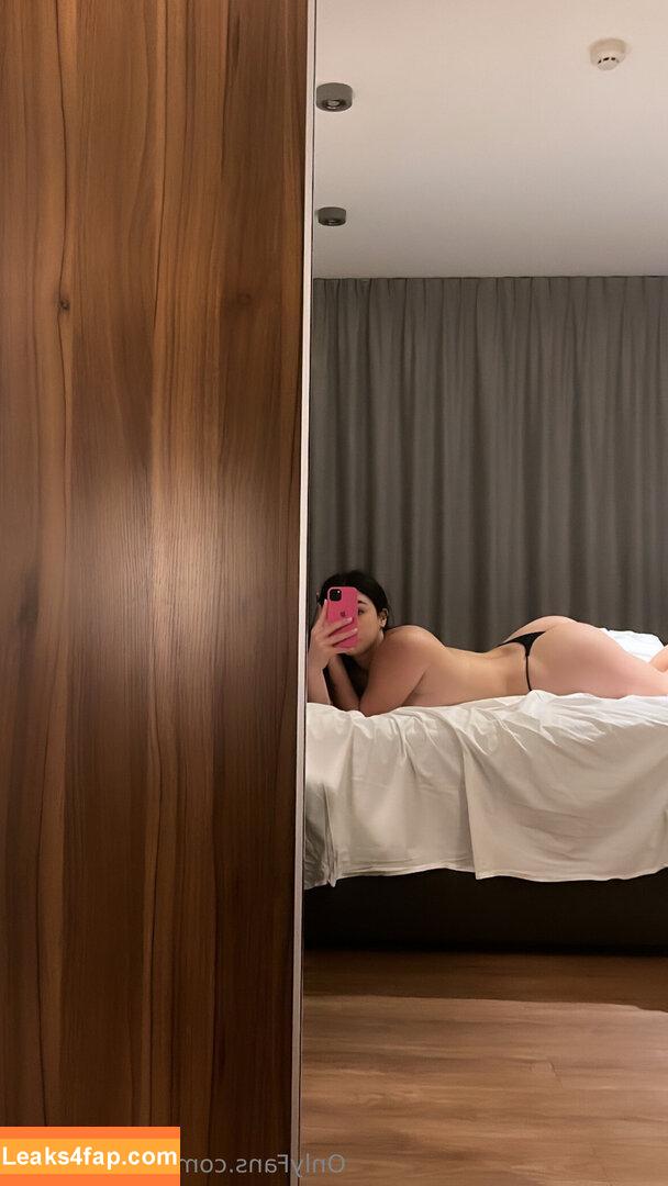 lilysecretttt / lilysecret_tt leaked photo photo #0001