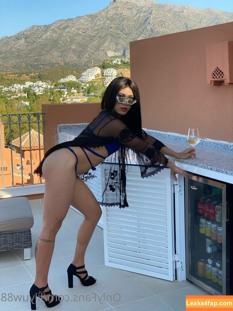 lilyuw88 / ts_lilyuw88 leaked photo photo #0106