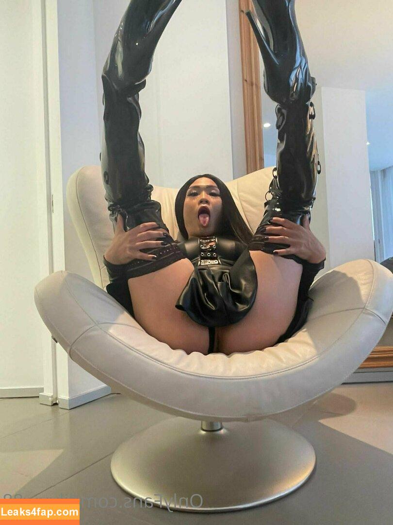 lilyuw88 / ts_lilyuw88 leaked photo photo #0168