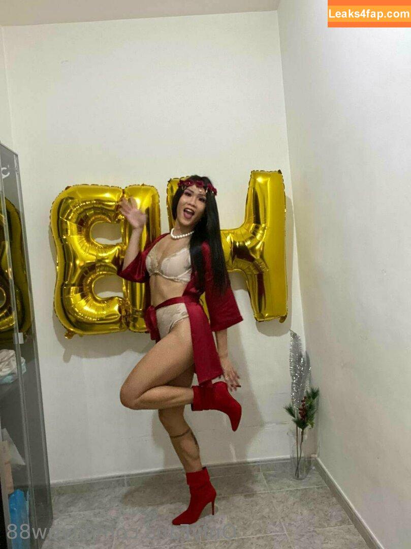 lilyuw88 / ts_lilyuw88 leaked photo photo #0252