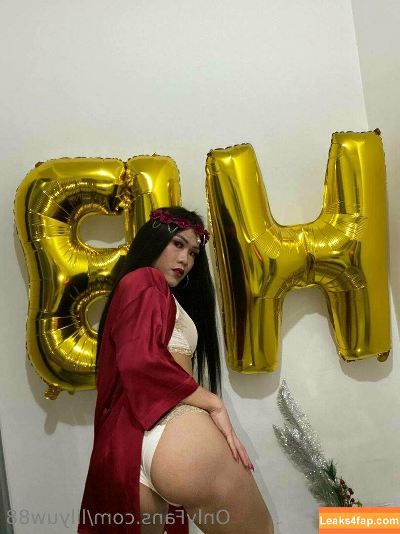 lilyuw88 / ts_lilyuw88 leaked photo photo #0271