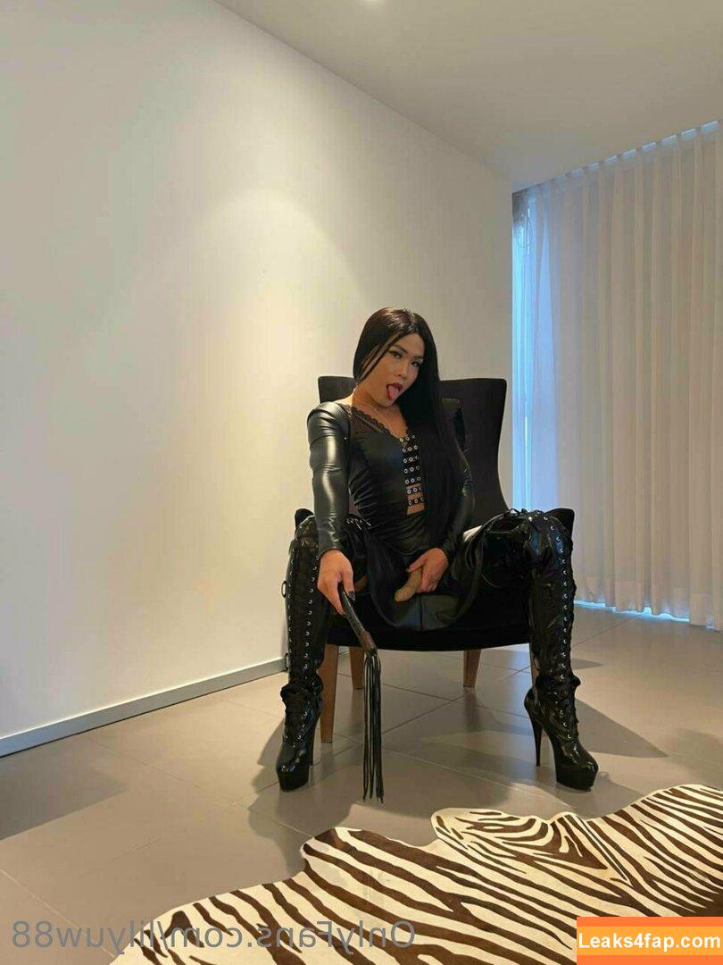 lilyuw88 / ts_lilyuw88 leaked photo photo #0320