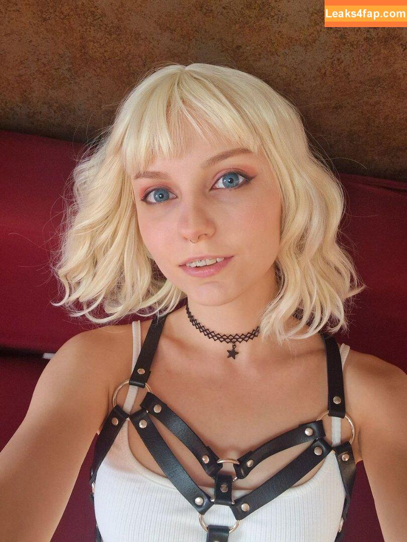 Lina Moore / Fucking Lina / linamoore / lunamoore leaked photo photo #0022