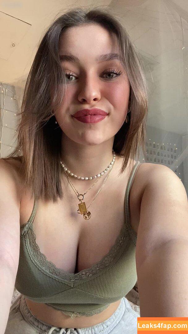 Lina Valeska / vivi_lbv leaked photo photo #0095