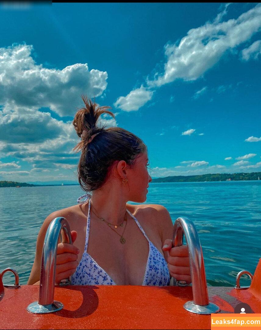 Lina Valeska / vivi_lbv leaked photo photo #0108