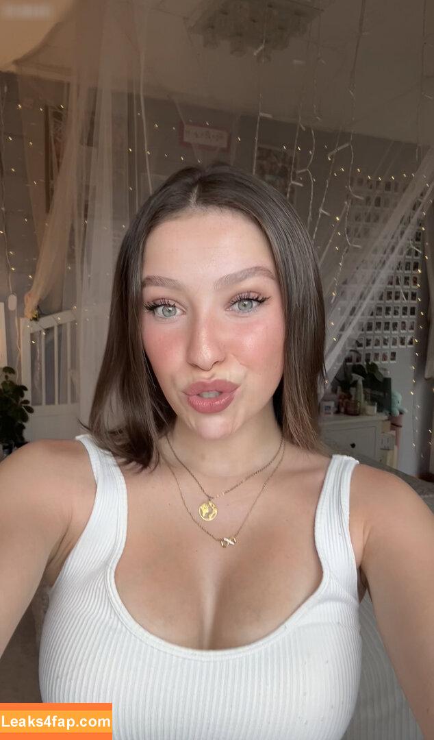 Lina Valeska / vivi_lbv leaked photo photo #0275