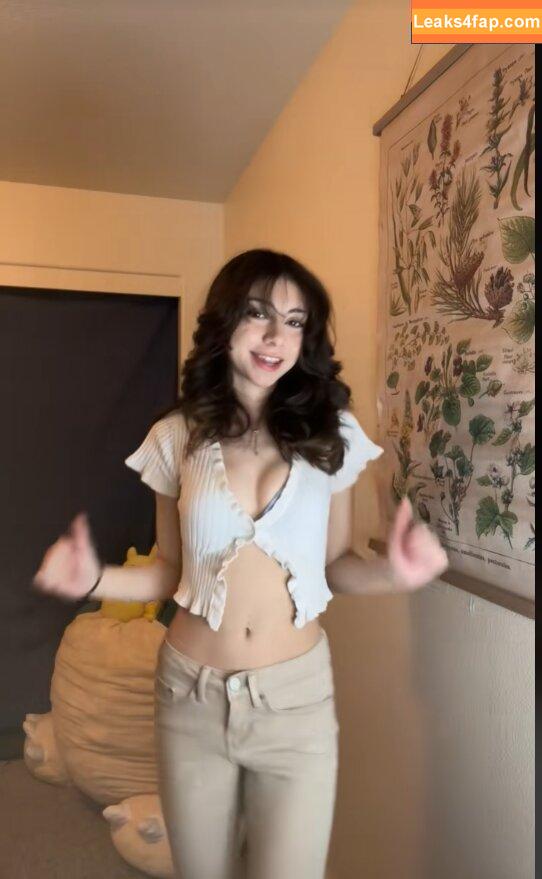 linabeansss / linaxb3an leaked photo photo #0009