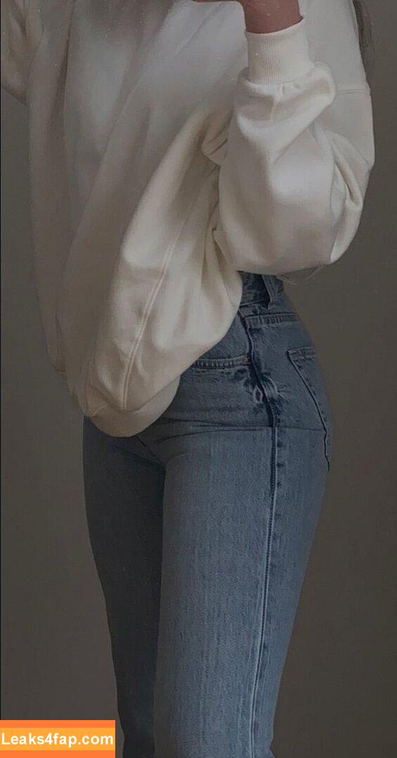 linabliss / lina.bliss leaked photo photo #0002